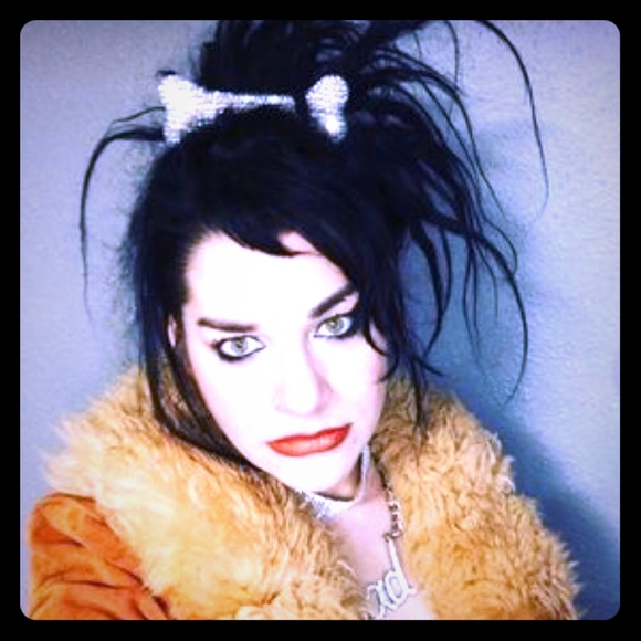 ⚡️Meet the Posher⚡️ - Picture 3 of 4